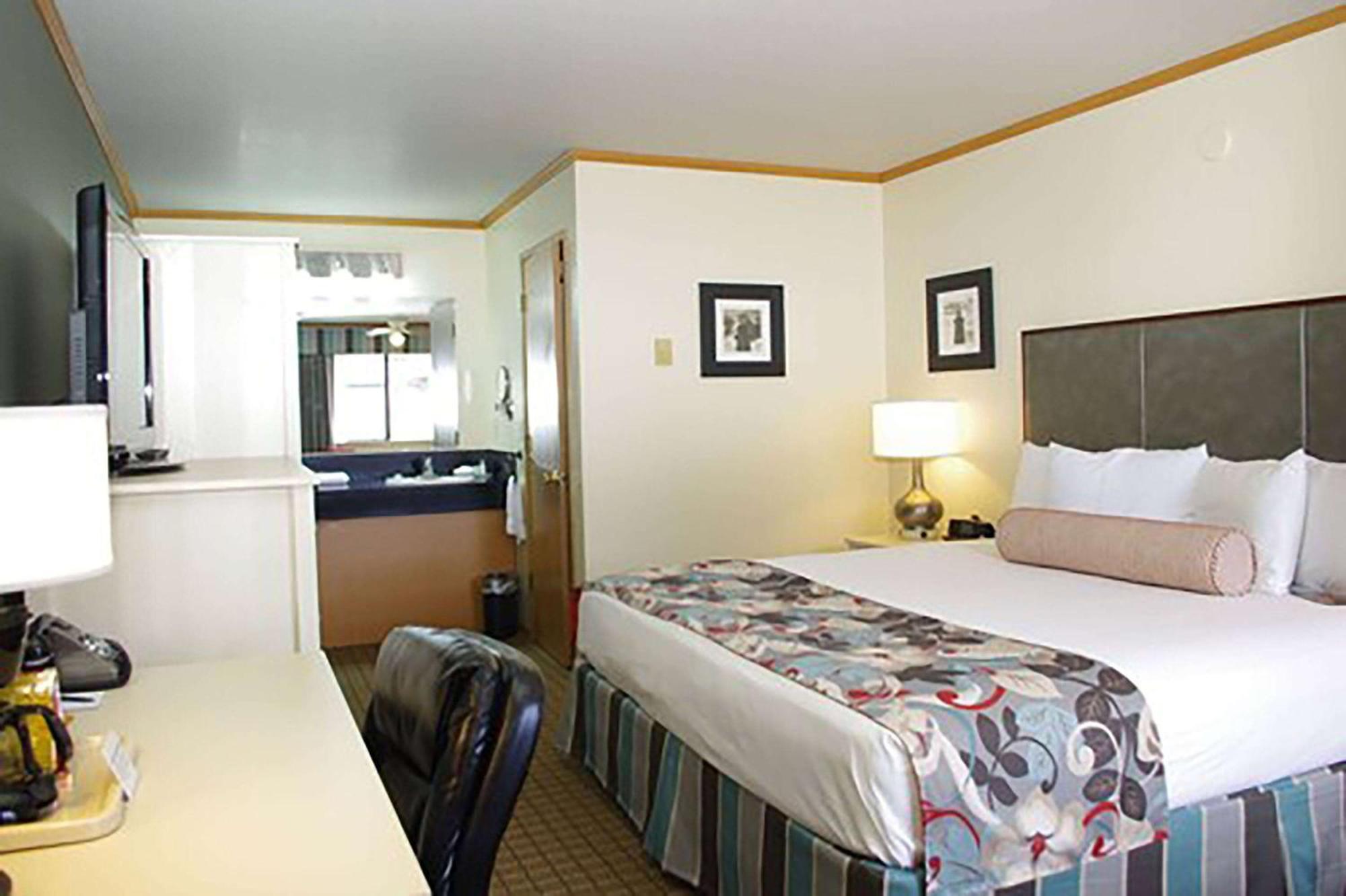 River House Inn, A Baymont By Wyndham Florence Exterior foto